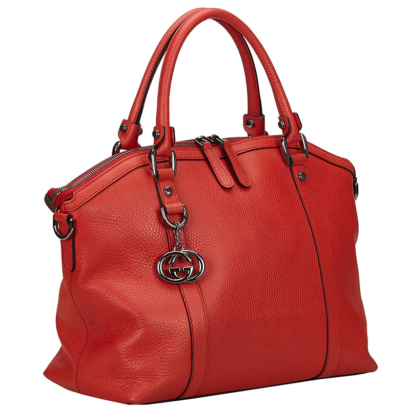 

Gucci Red Pebbled Leather Medium GG Charm Top Handle Bag