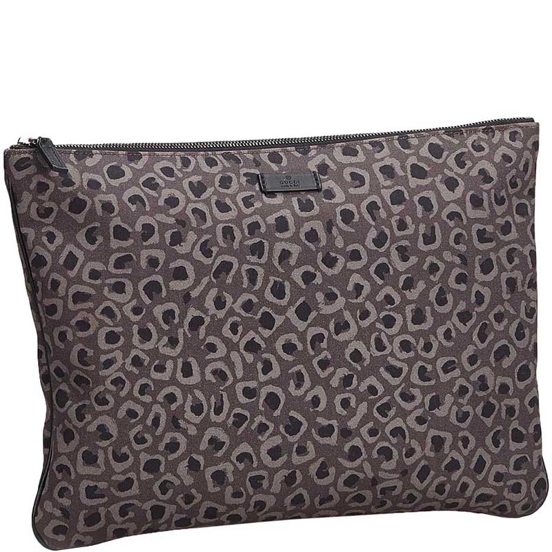 

Gucci Brown Leopard Print Nylon Clutch Bag