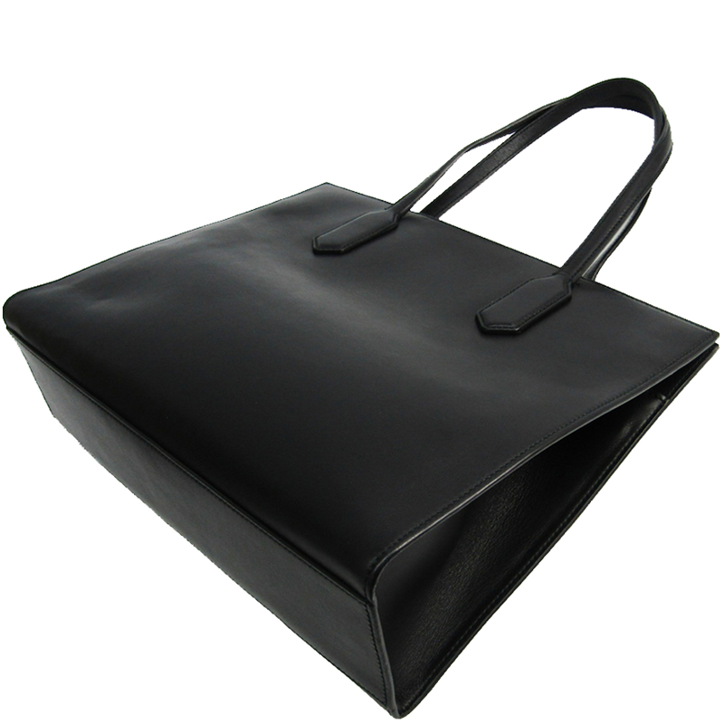 

Gucci Black Leather GG Bow Tote