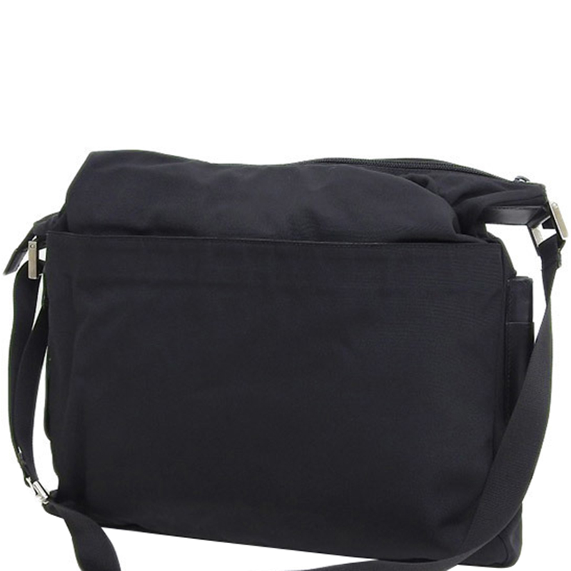 

Gucci Black Nylon Canvas Shoulder Bag