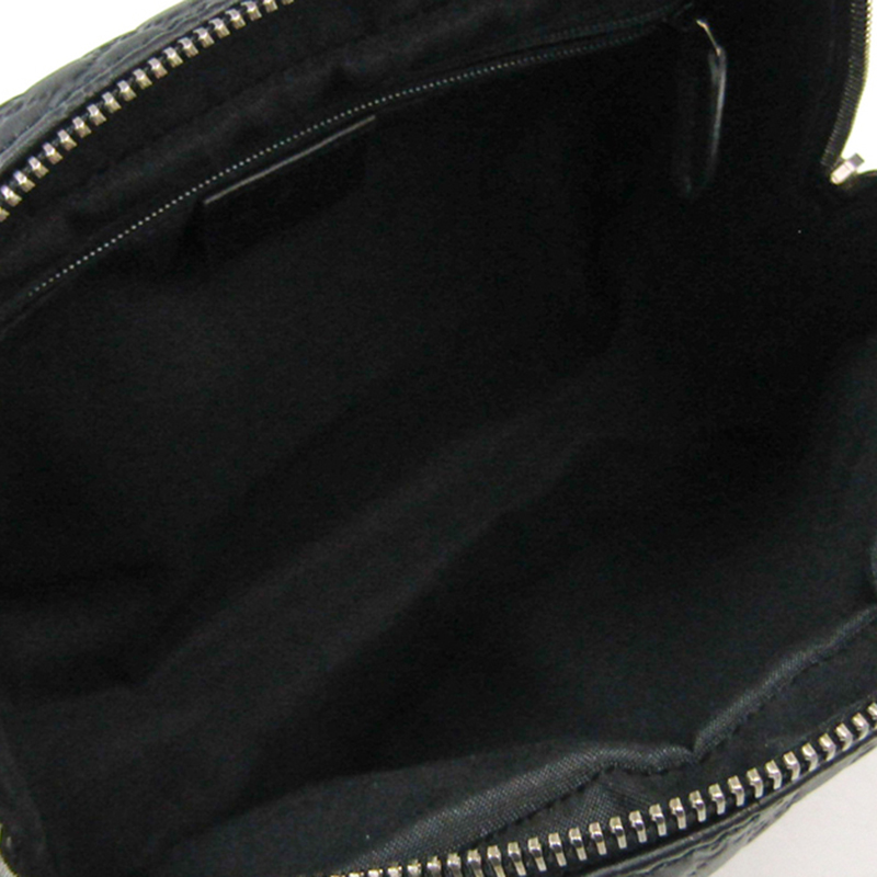 

Gucci Black Leather MicroGuccissima Clutch Bag