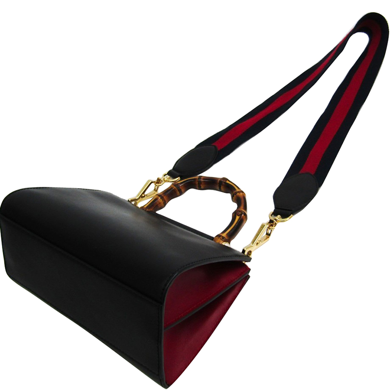 

Gucci Black Leather Bamboo Nymphaea Shoulder Bag