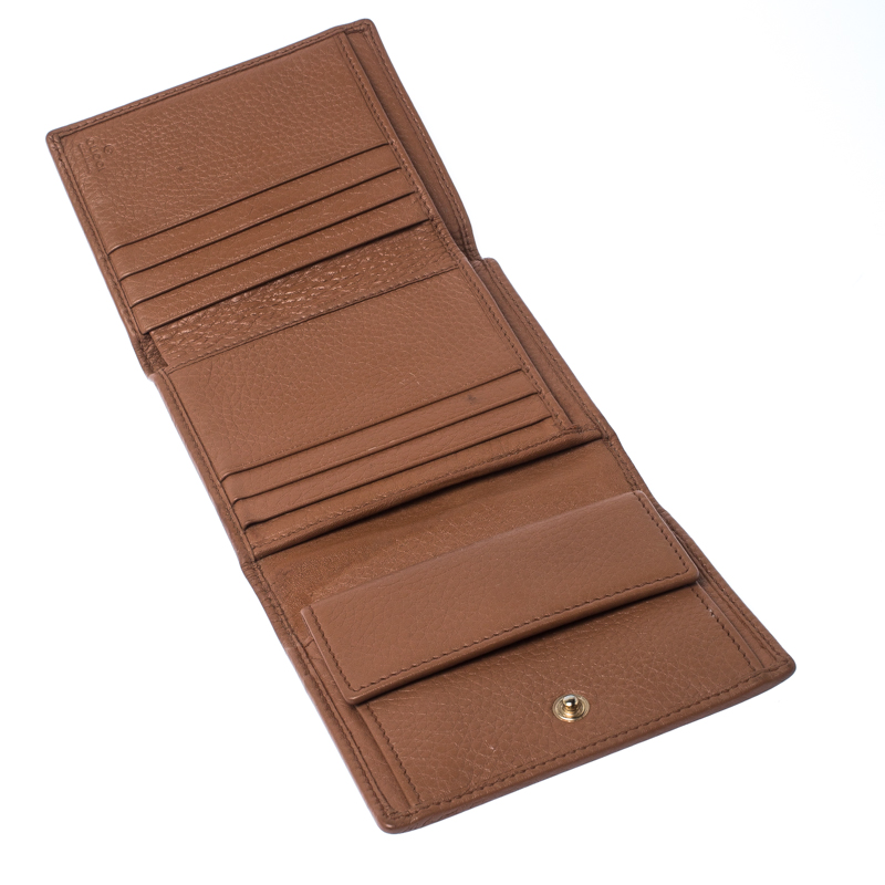 

Gucci Brown Leather Trifold Wallet