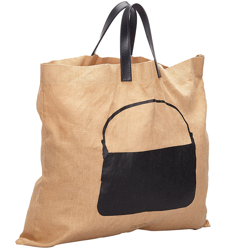 

Gucci Black Patent Leather Bag