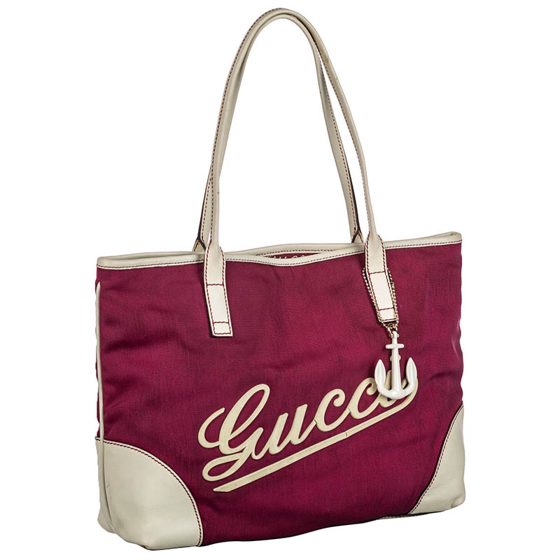 

Gucci Red/White Canvas Script Logo Tote Bag