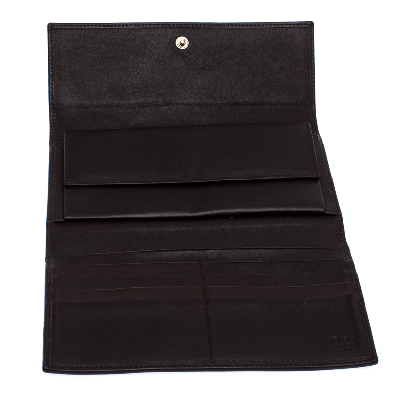 

Gucci Brown GG Fabric Continental Wallet