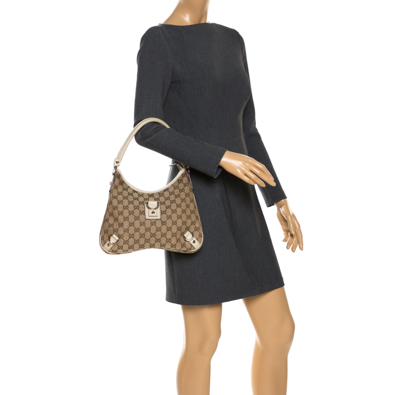

Gucci Beige/Cream GG Canvas and Leather  Abbey D Ring Hobo