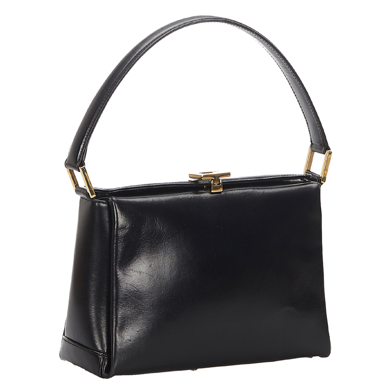 

Gucci Black Leather Baguette