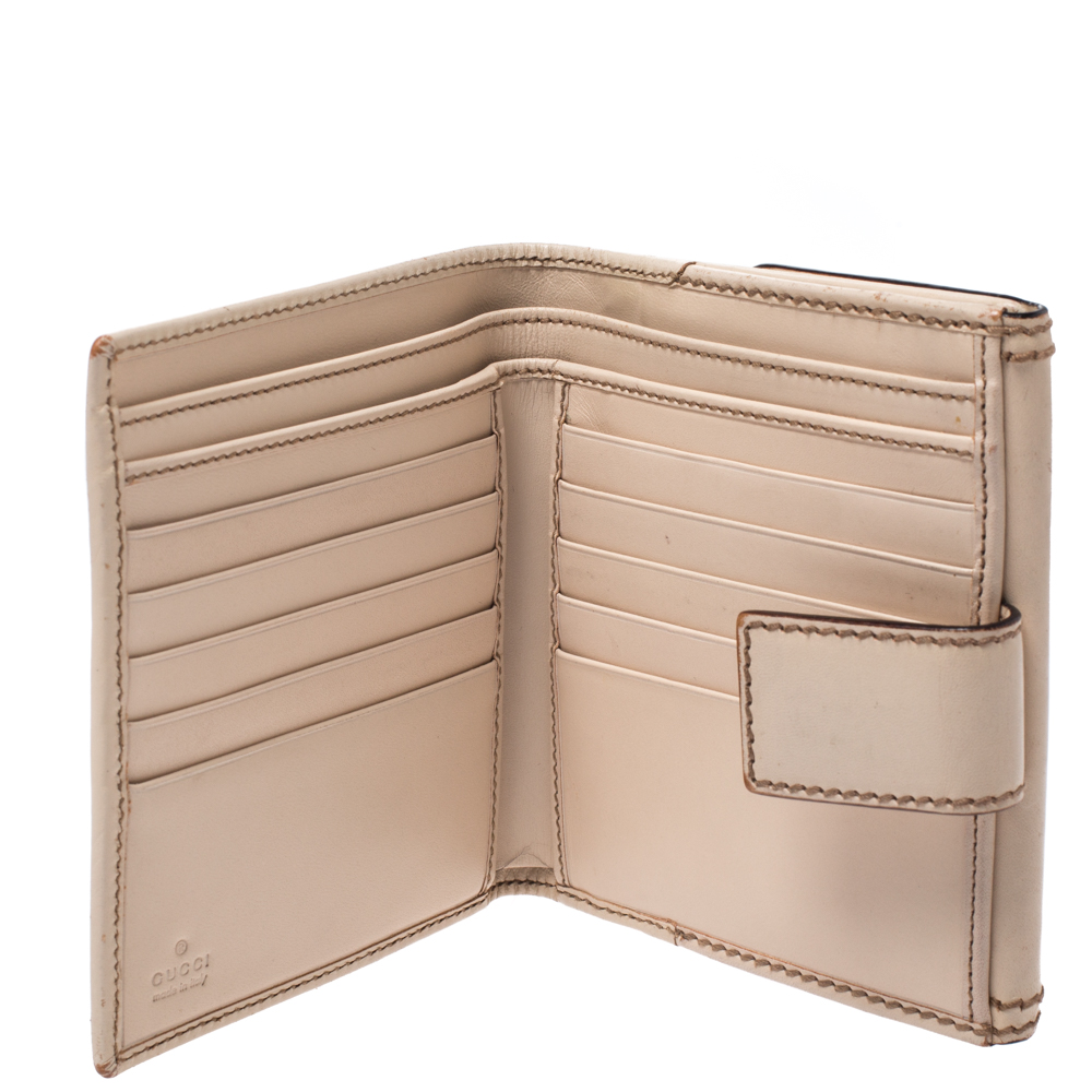 

Gucci Beige Leather and Canvas Floral Bamboo Compact Wallet