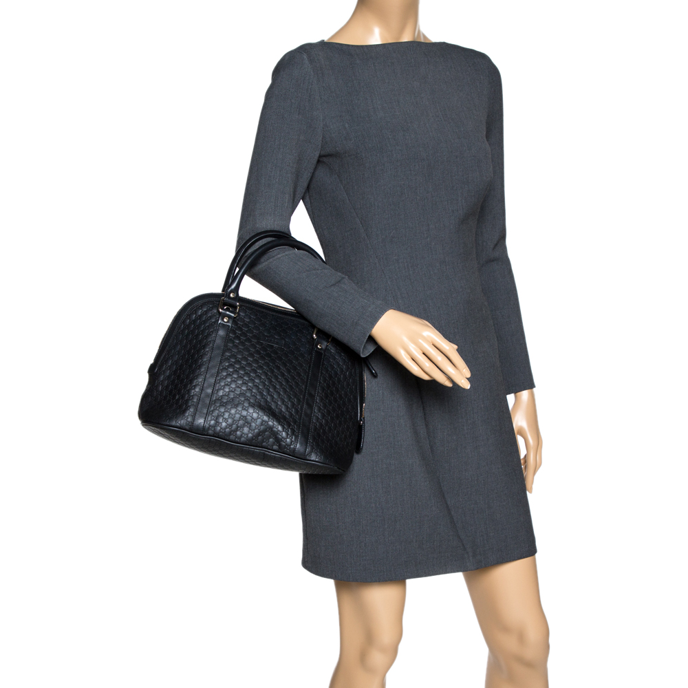 

Gucci Black Microguccissima Leather Medium Dome Bag