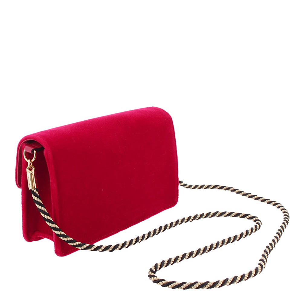 

Gucci Red Velvet Broadway Chain Crossbody Bag