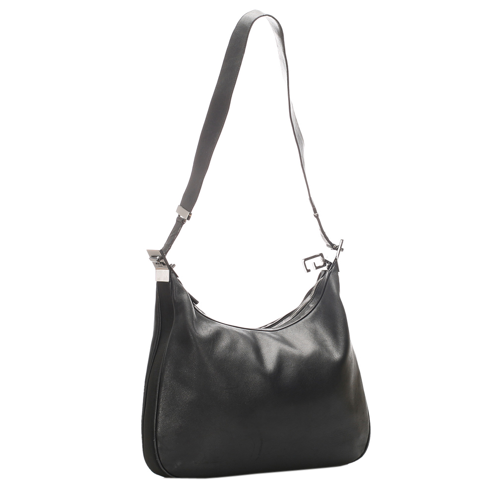 

Gucci Black Leather Shoulder Bag