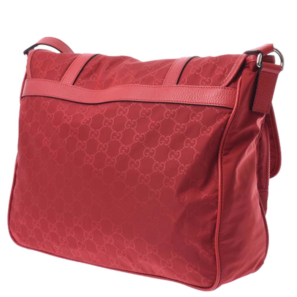 

Gucci Red GG Supreme Canvas Messenger Bag