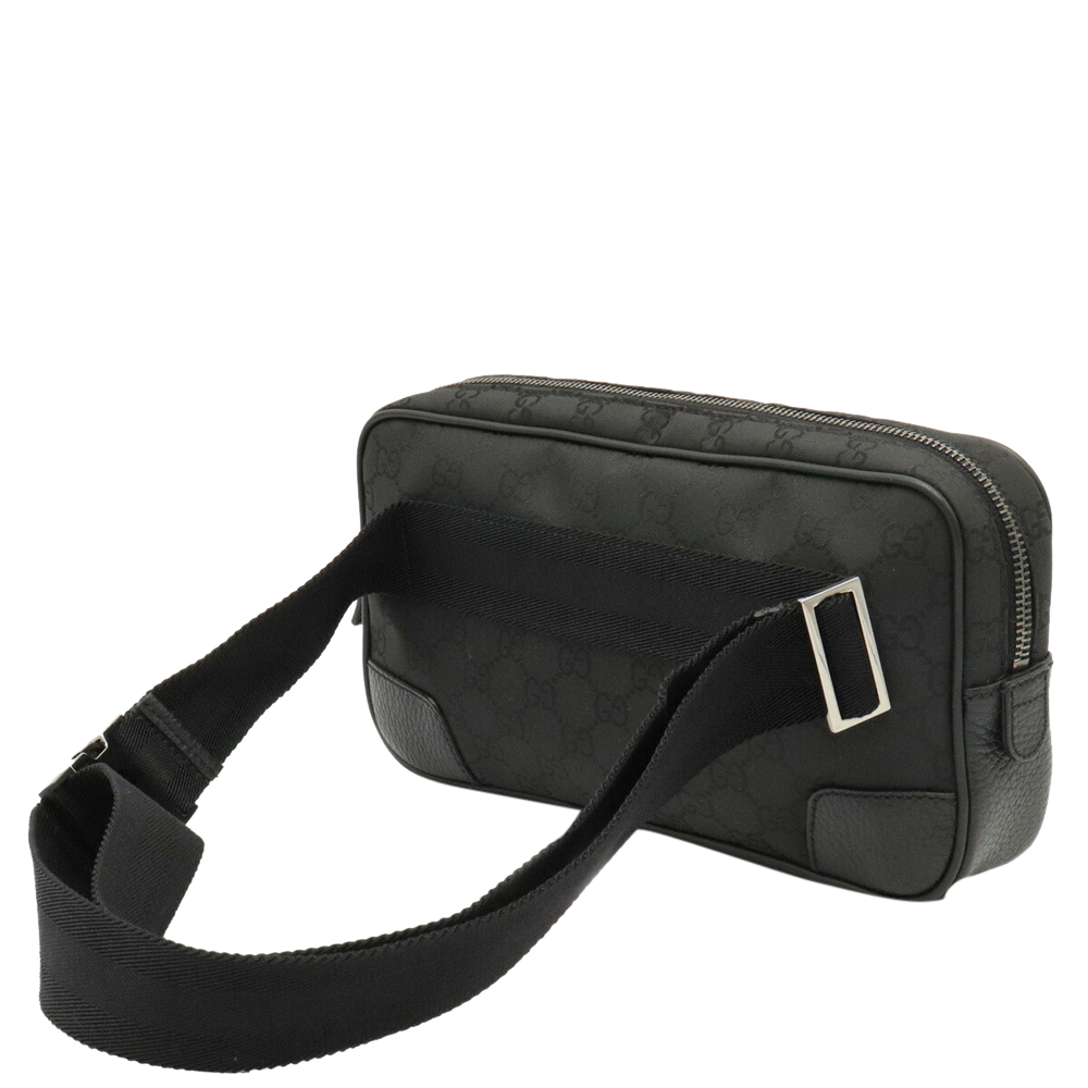 

Gucci Black nylon GG canvas belt bag