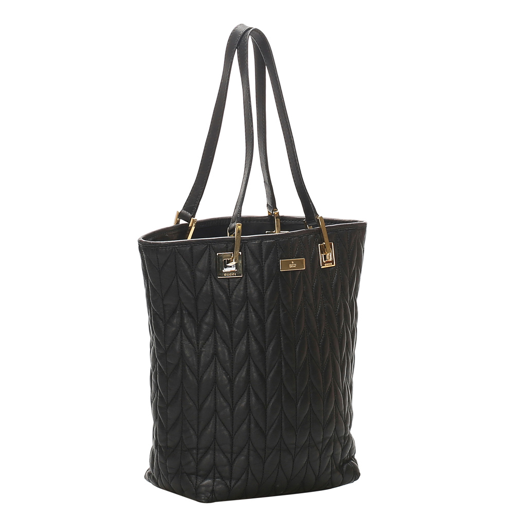 

Gucci Black Leather Matelasse Leather Shoulder Bag