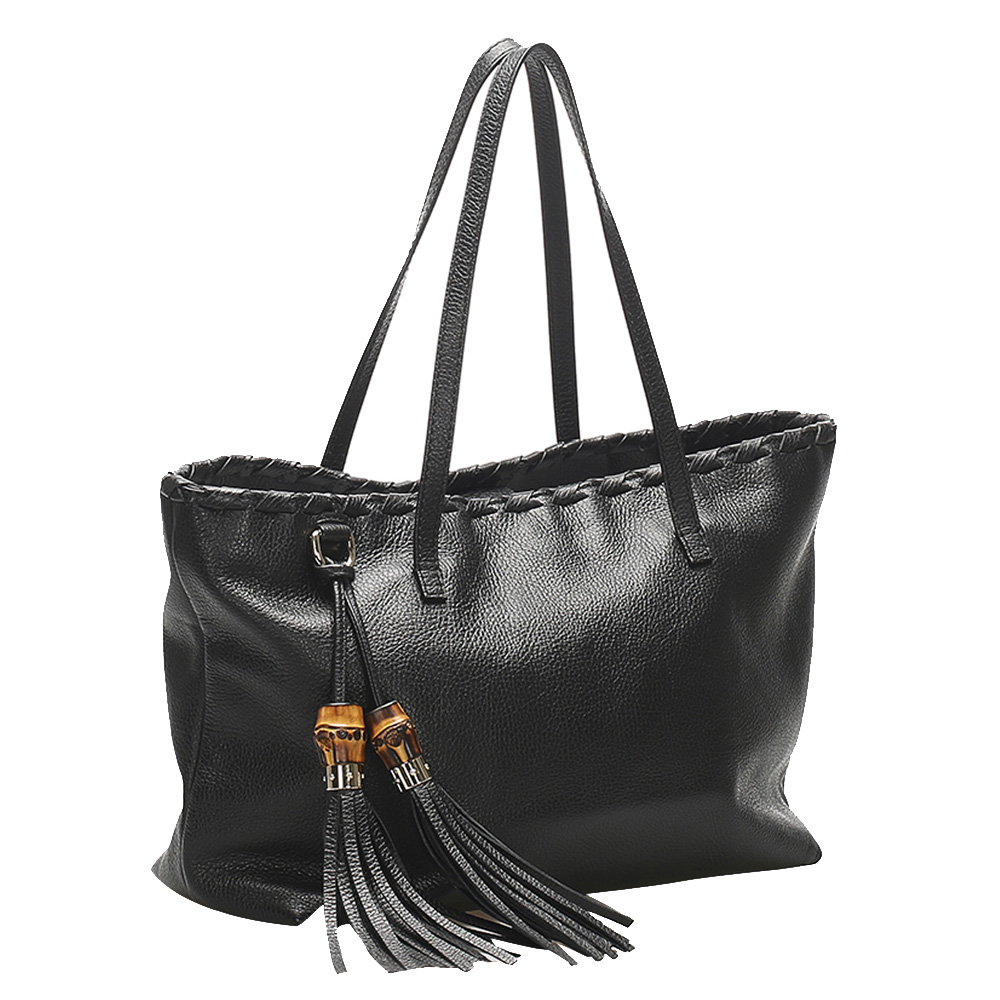 

Gucci Black Leather Bamboo Shoulder Bag