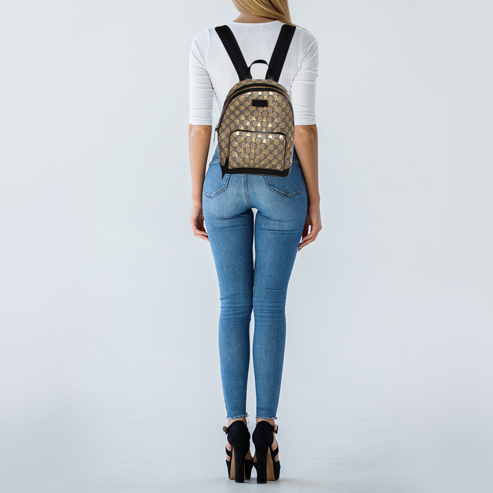 

Gucci Beige/Black GG Supreme Canvas and Leather Bees Backpack