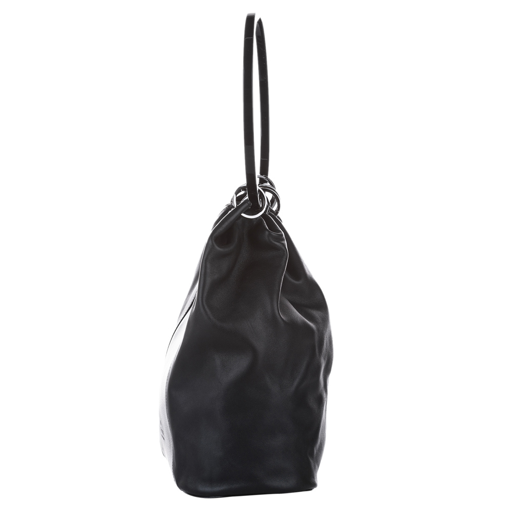 

Gucci Black Leather Ring Handle Shoulder Bag