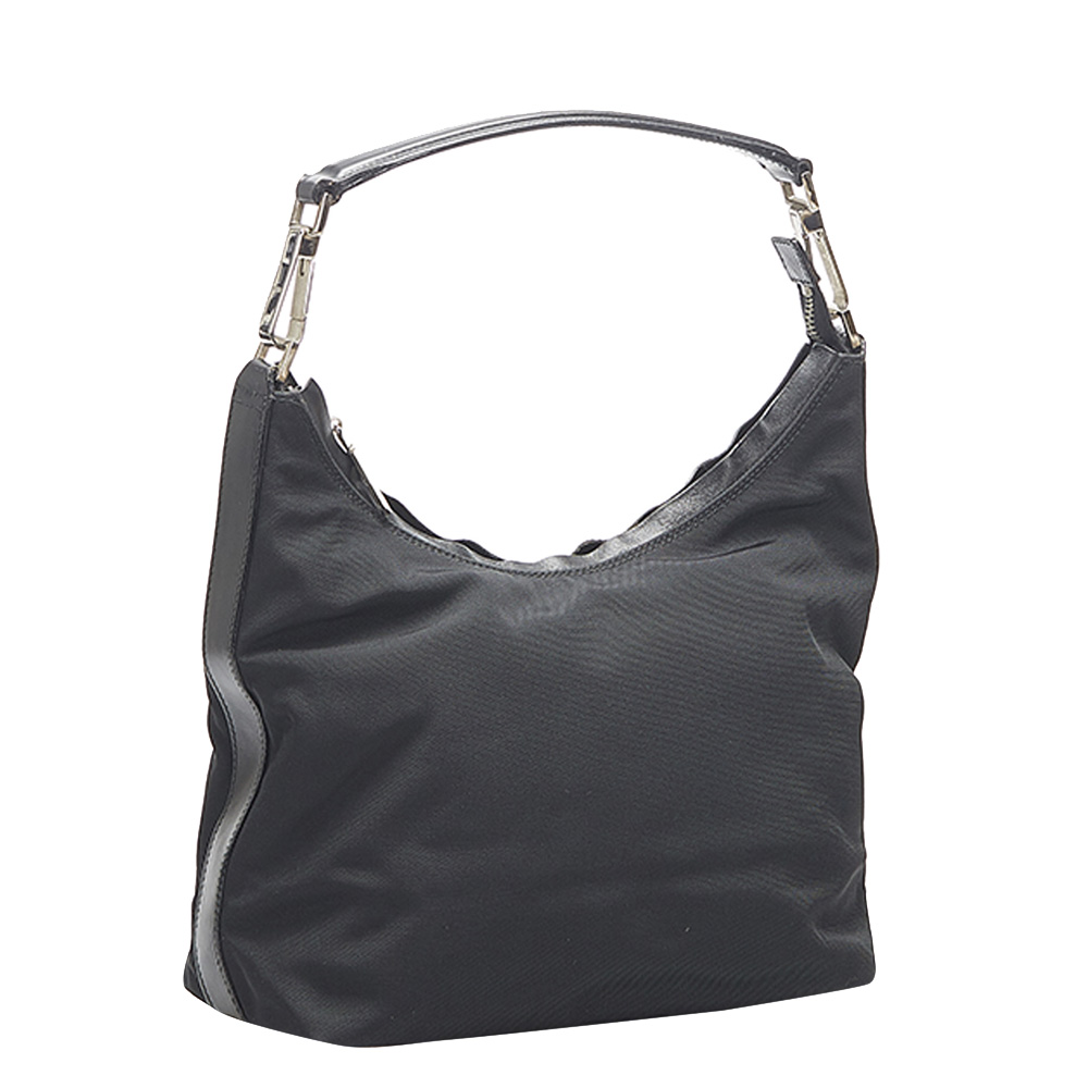 

Gucci Black Nylon Shoulder Bag