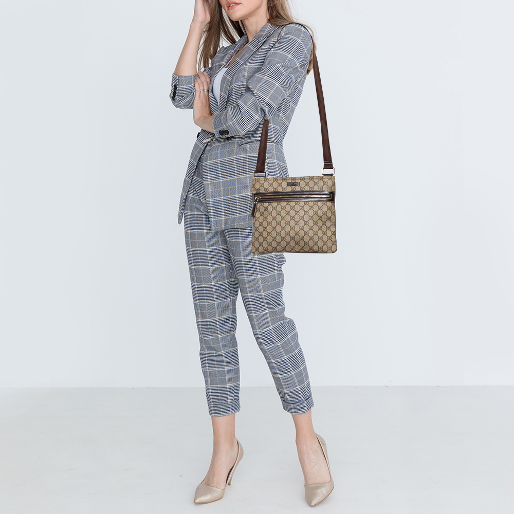 

Gucci Beige GG Supreme Canvas Flat Messenger Bag