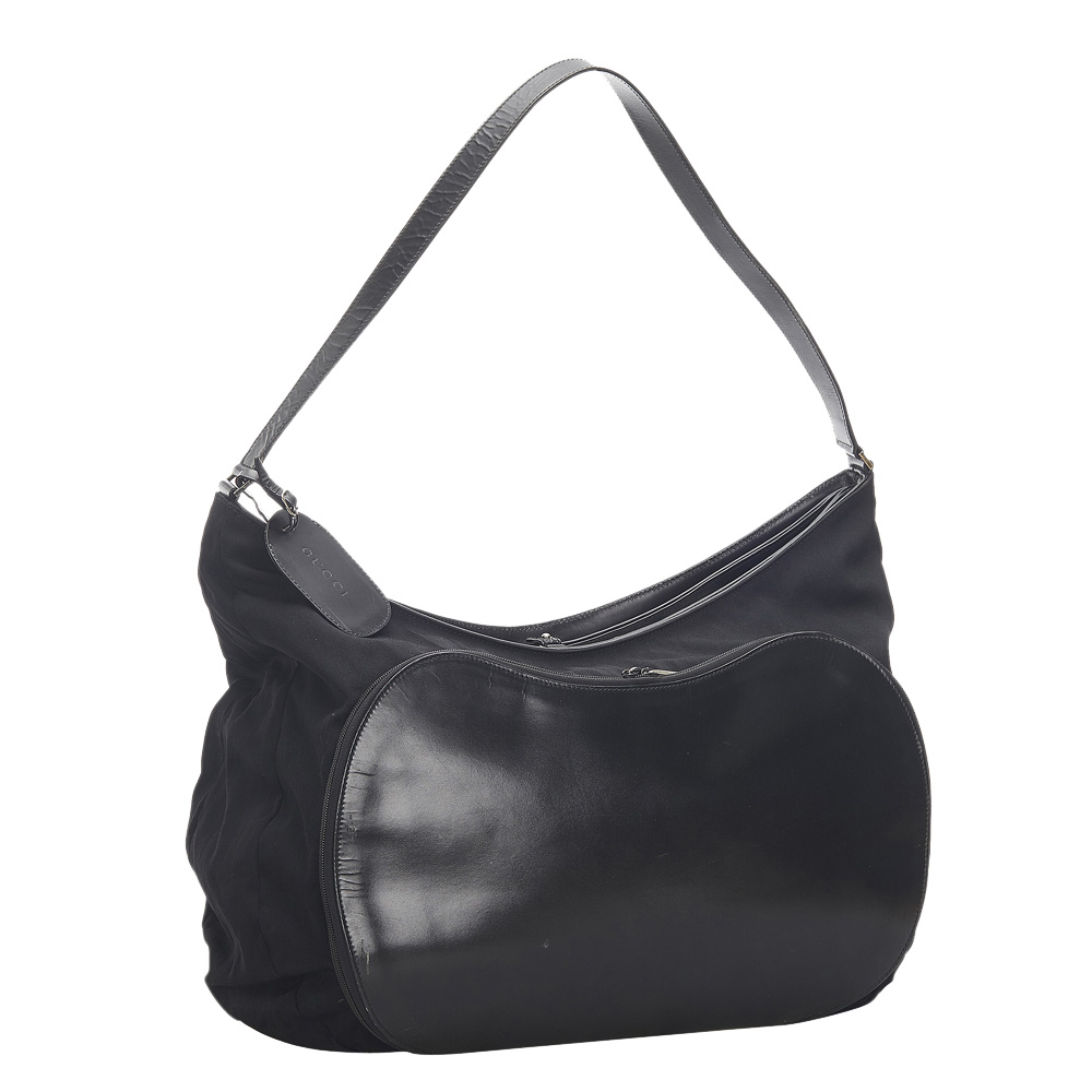 

Gucci Black Leather Travel Bag