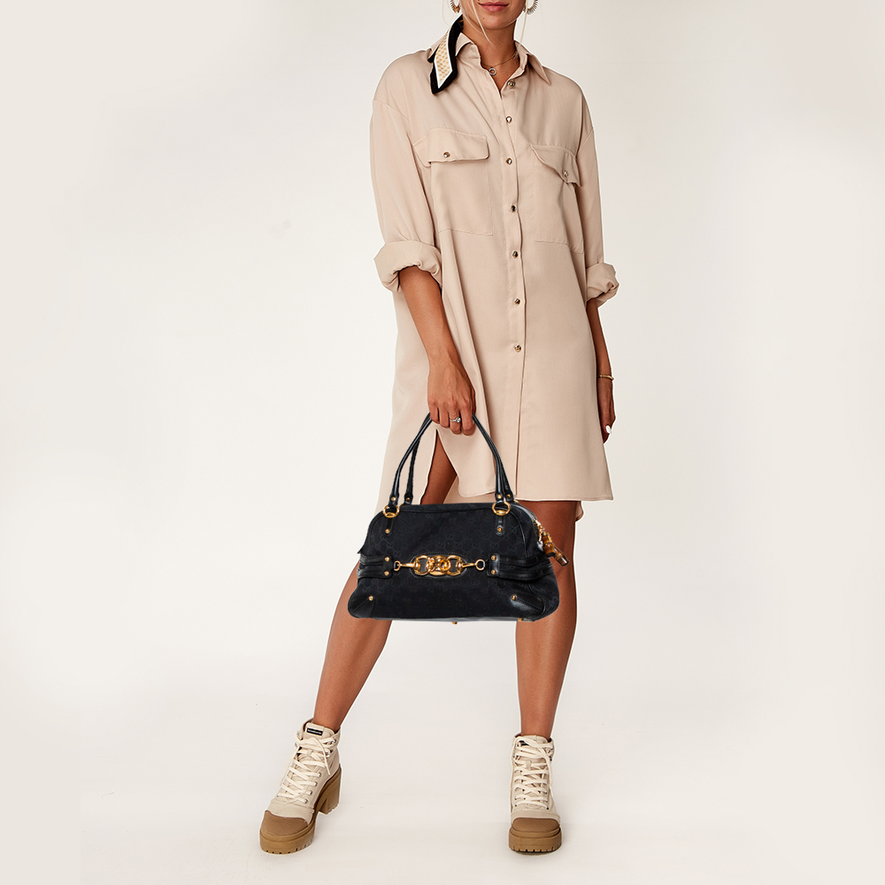 

Gucci Black GG Canvas and Leather Trim Wave Boston Bag