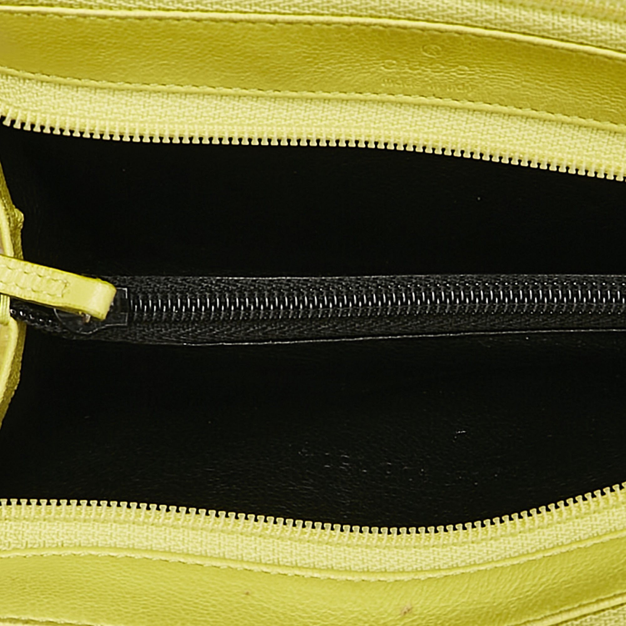 

Gucci Yellow Fabric Nylon GG Small Wallet