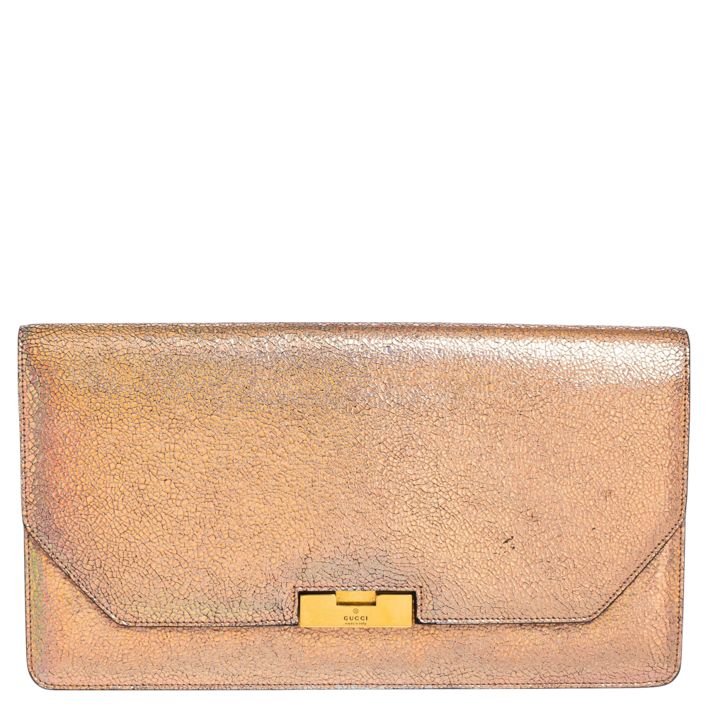 

Gucci Iridescent Pink Crackled Leather 58 Clutch, Metallic