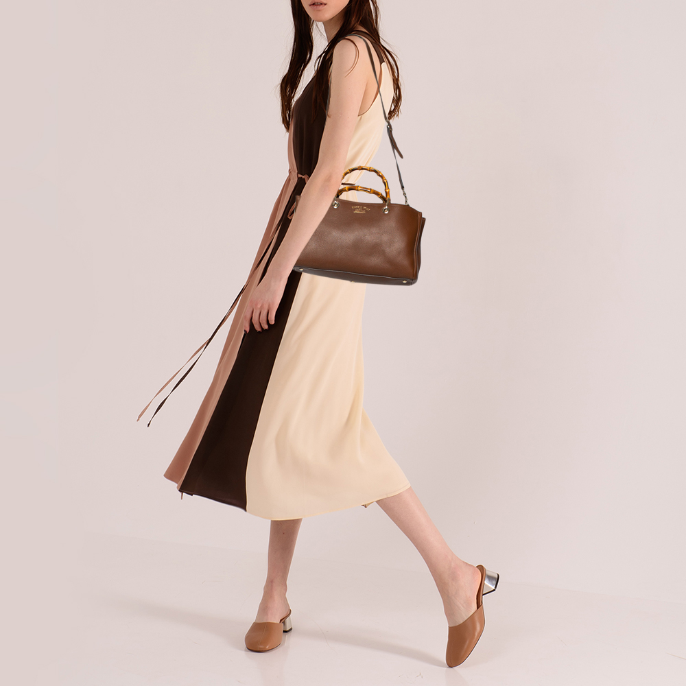 

Gucci Brown Leather Bamboo Shopper Tote Bag