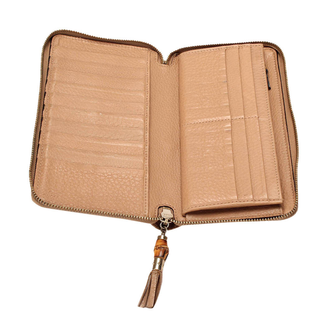 

Gucci Brown Leather Wallet