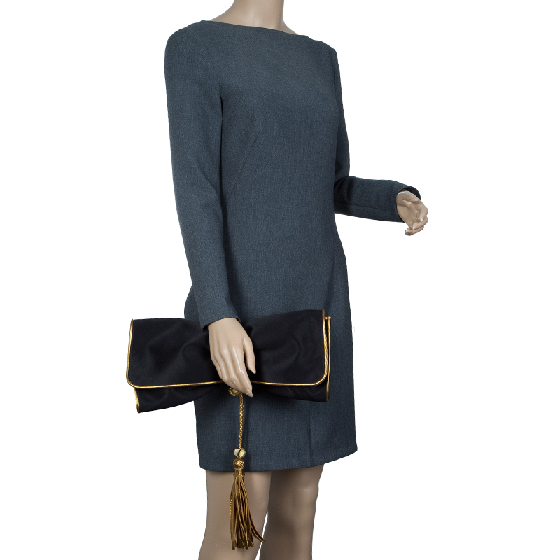 

Gucci Black/Gold Satin Malika Evening Clutch