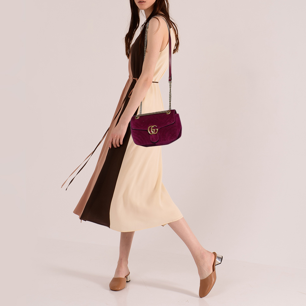 

Gucci Purple Velvet Medium GG Marmont Shoulder Bag