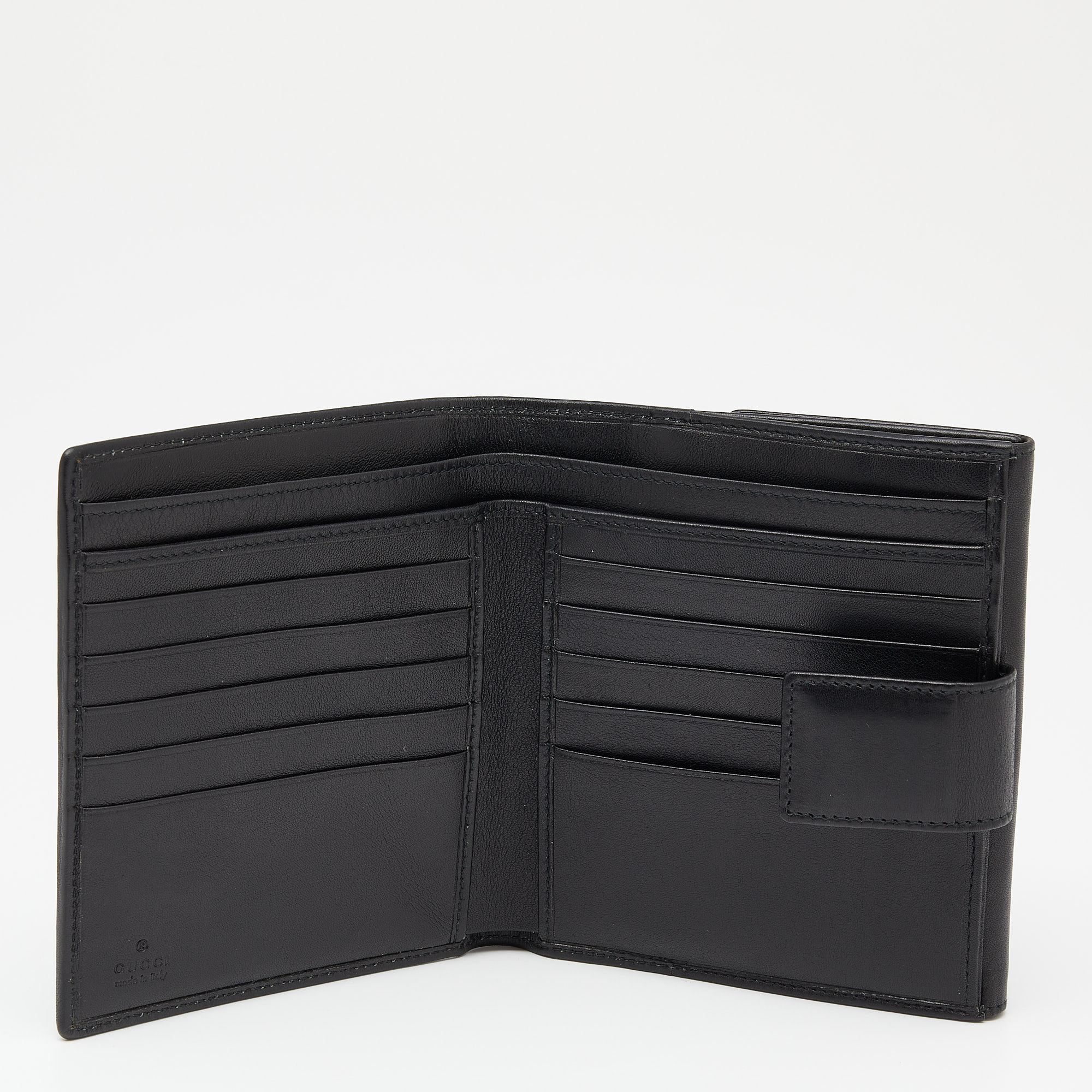 

Gucci Black Leather Compact Wallet