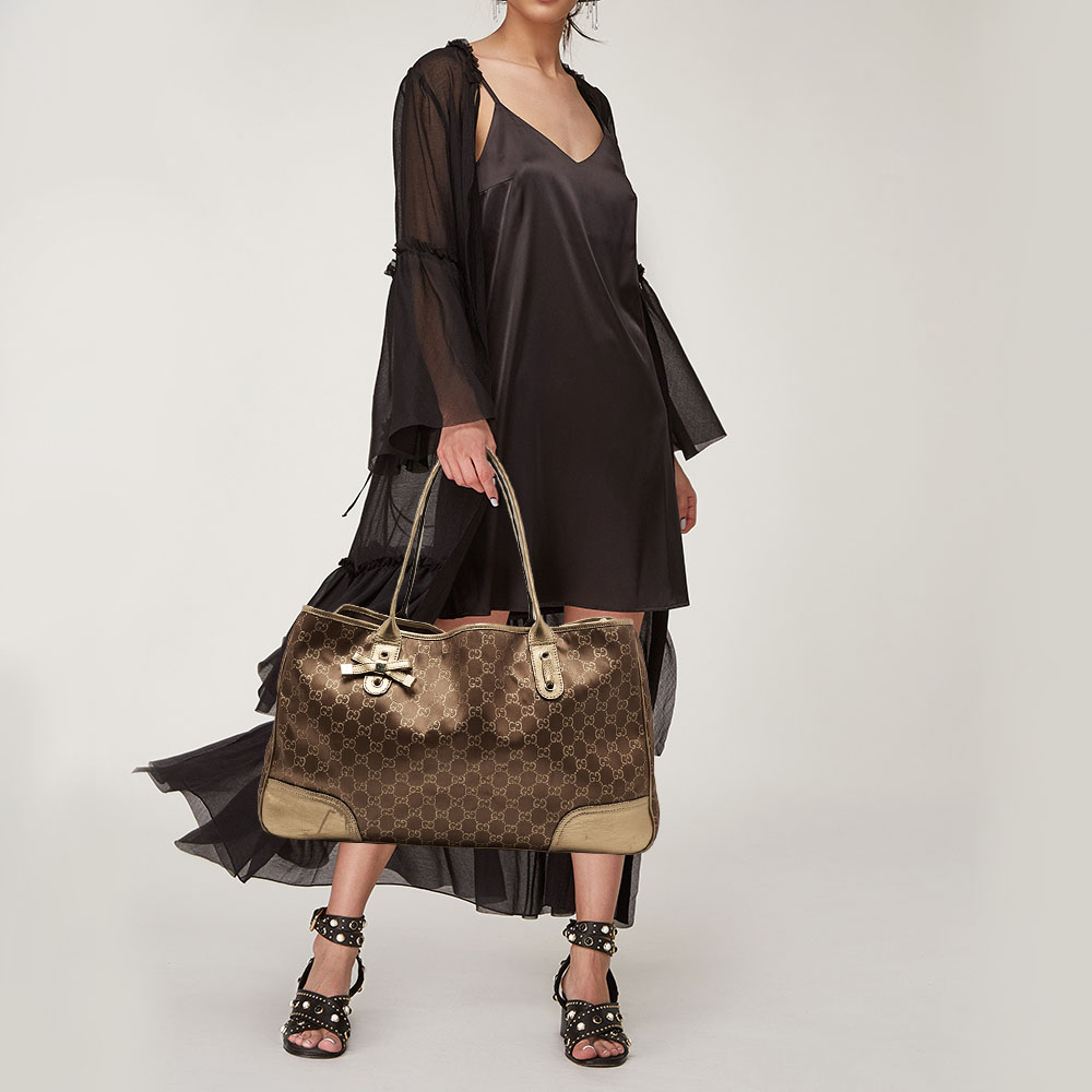 

Gucci Brown/Gold GG Fabric and Leather Large Princy Tote