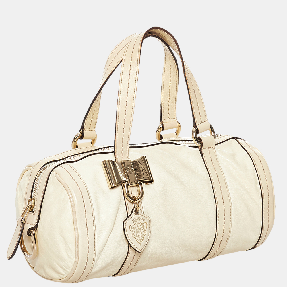 

Gucci White Duchessa Leather Handbag