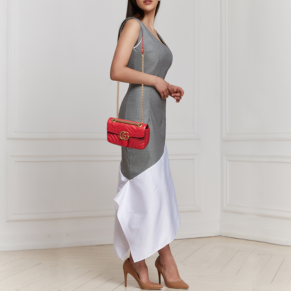 

Gucci Red Matelassé Leather Mini GG Marmont Shoulder Bag