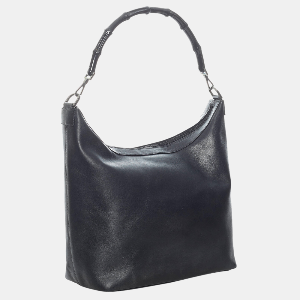 

Gucci Black Bamboo Leather Shoulder Bag