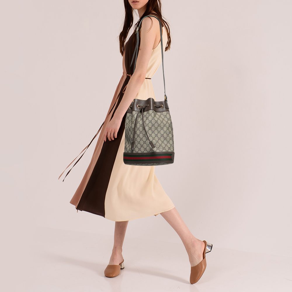 

Gucci Beige/Brown GG Supreme Canvas and Leather Ophidia Bucket Bag