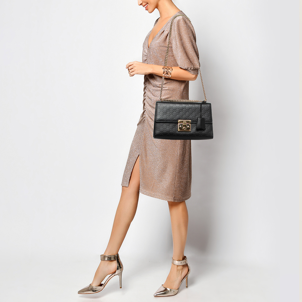 

Gucci Black Guccissima Leather Medium Padlock Shoulder Bag