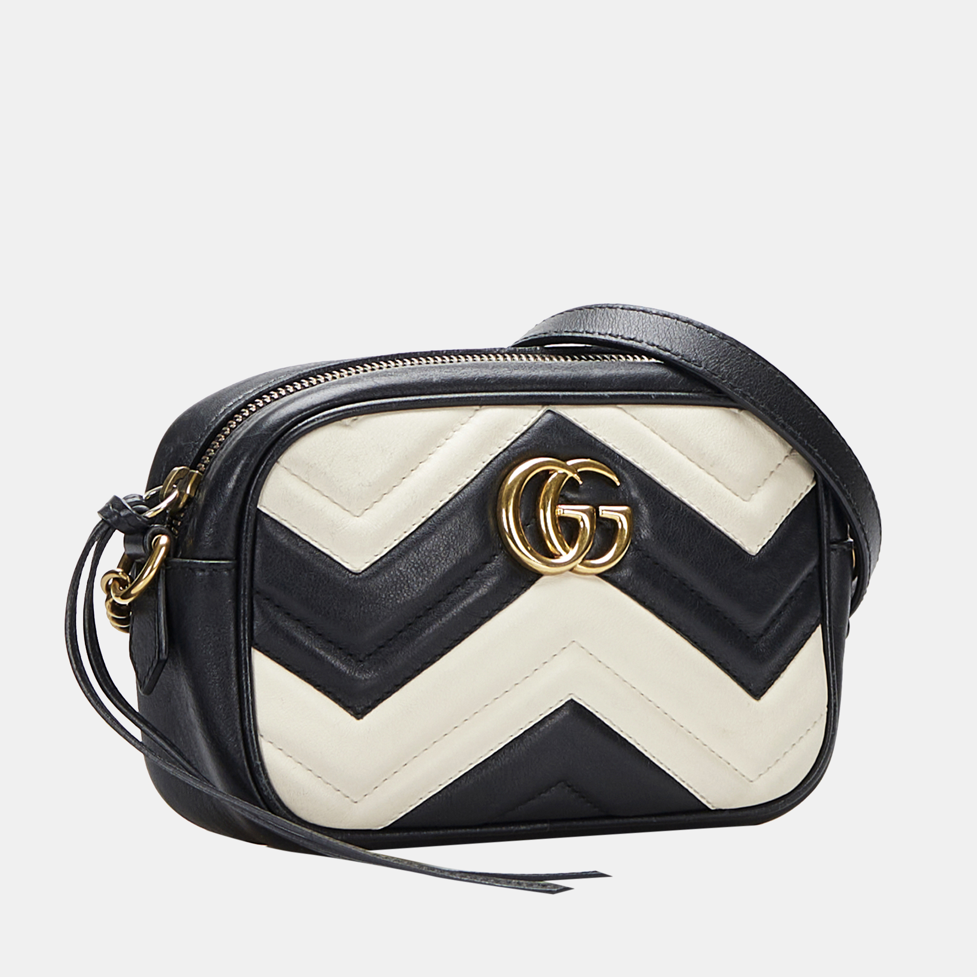 

Gucci Black GG Marmont Matelasse Crossbody Bag