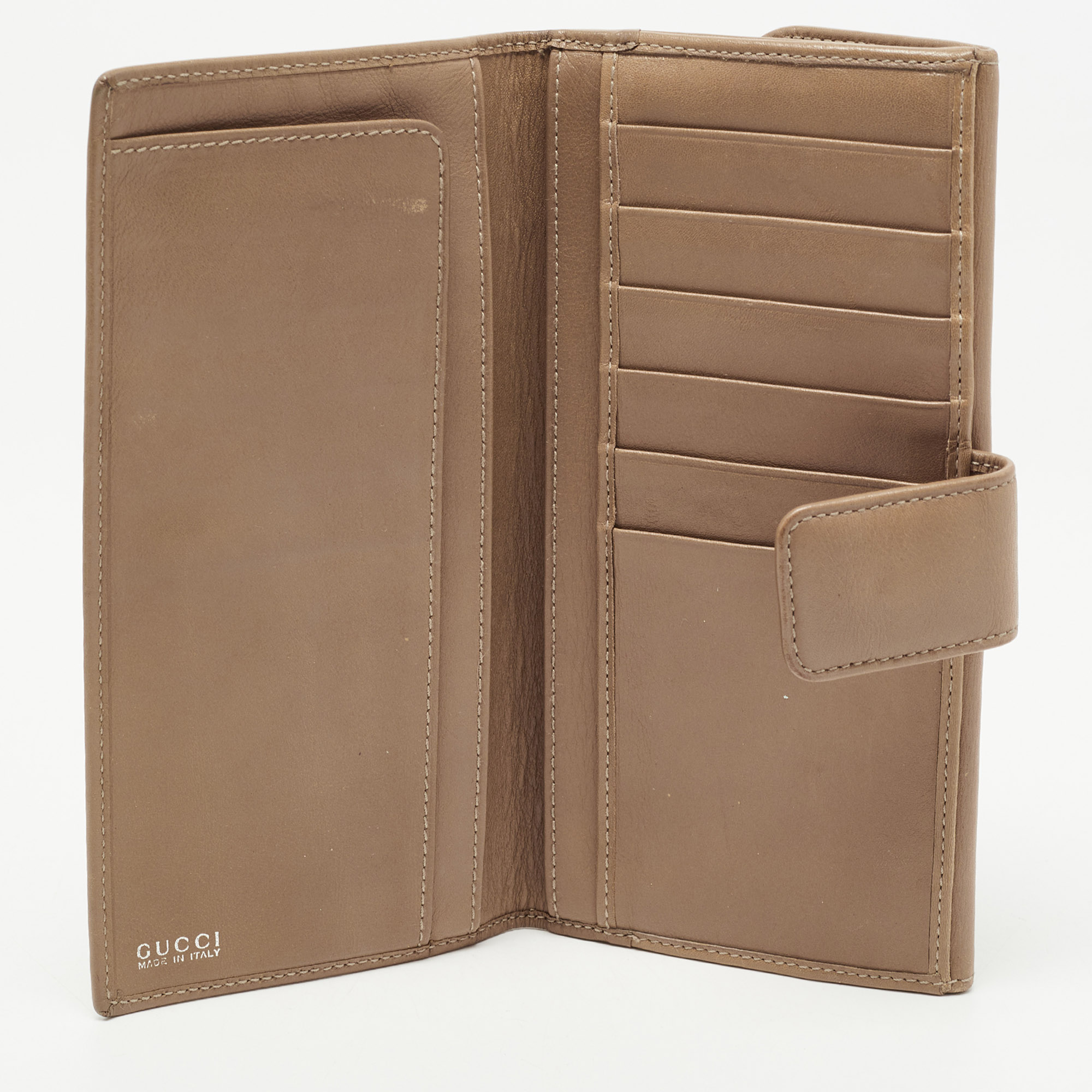 

Gucci Beige Leather Horsebit Tri Fold Wallet