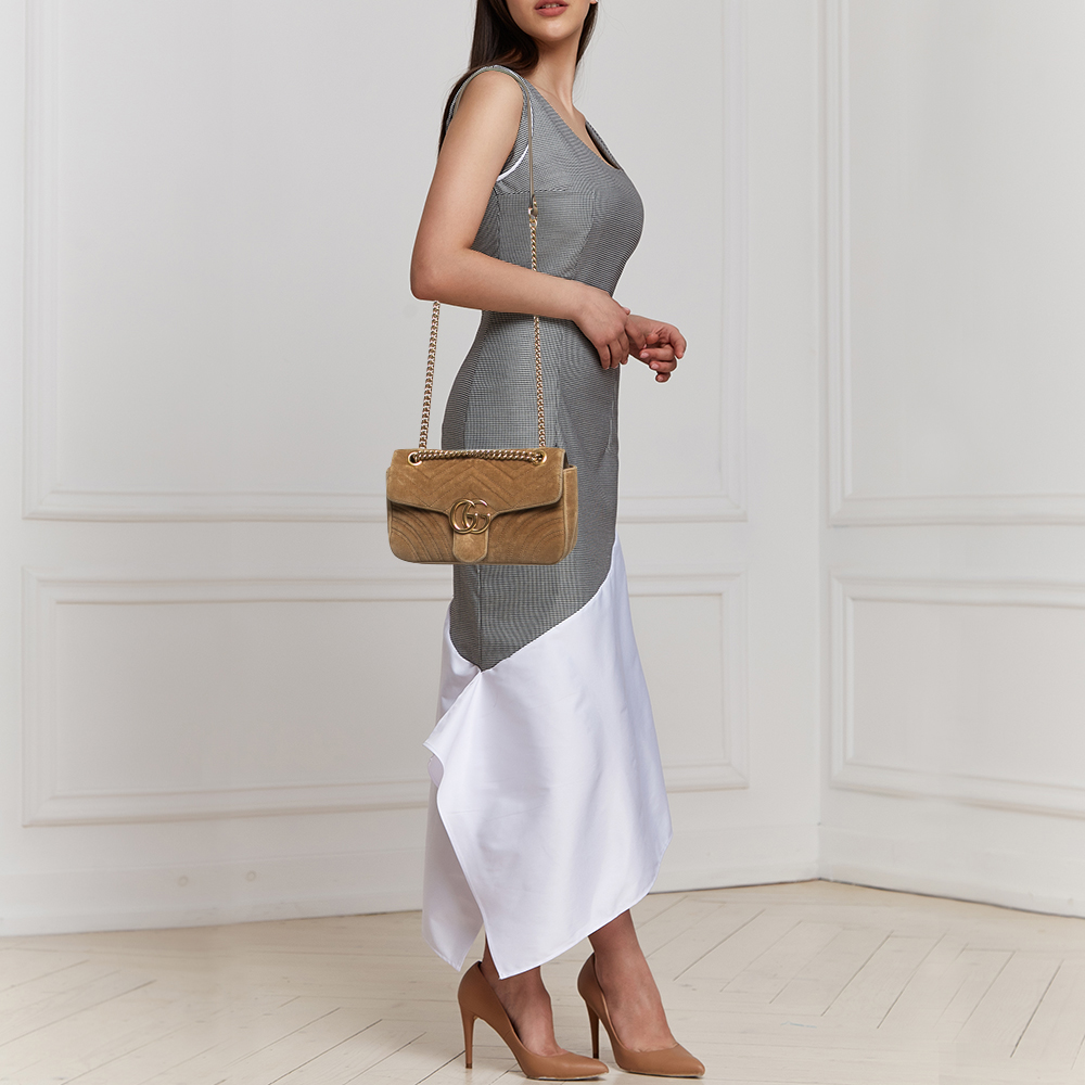 

Gucci Beige Matelassé Velvet Small GG Marmont Shoulder Bag