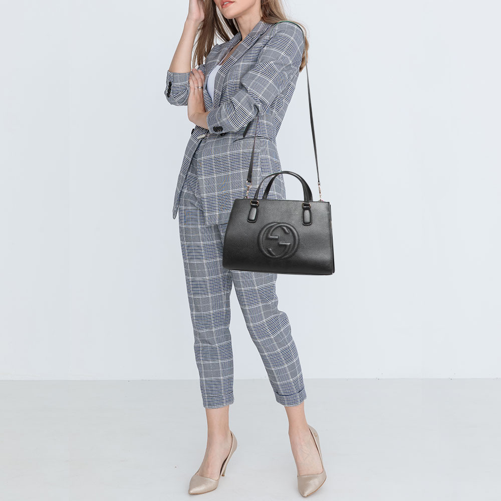 

Gucci Black Leather Soho Top Handle Bag