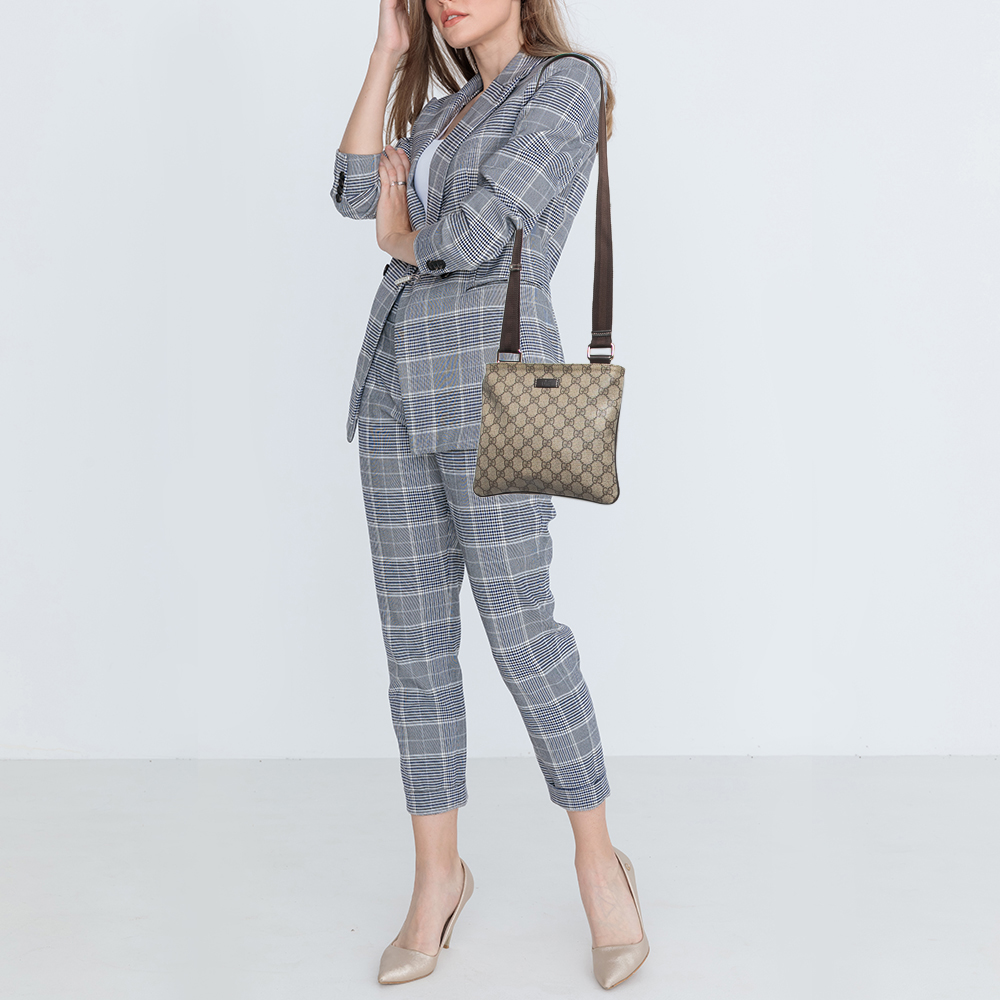 

Gucci Beige GG Supreme Canvas Crossbody Bag