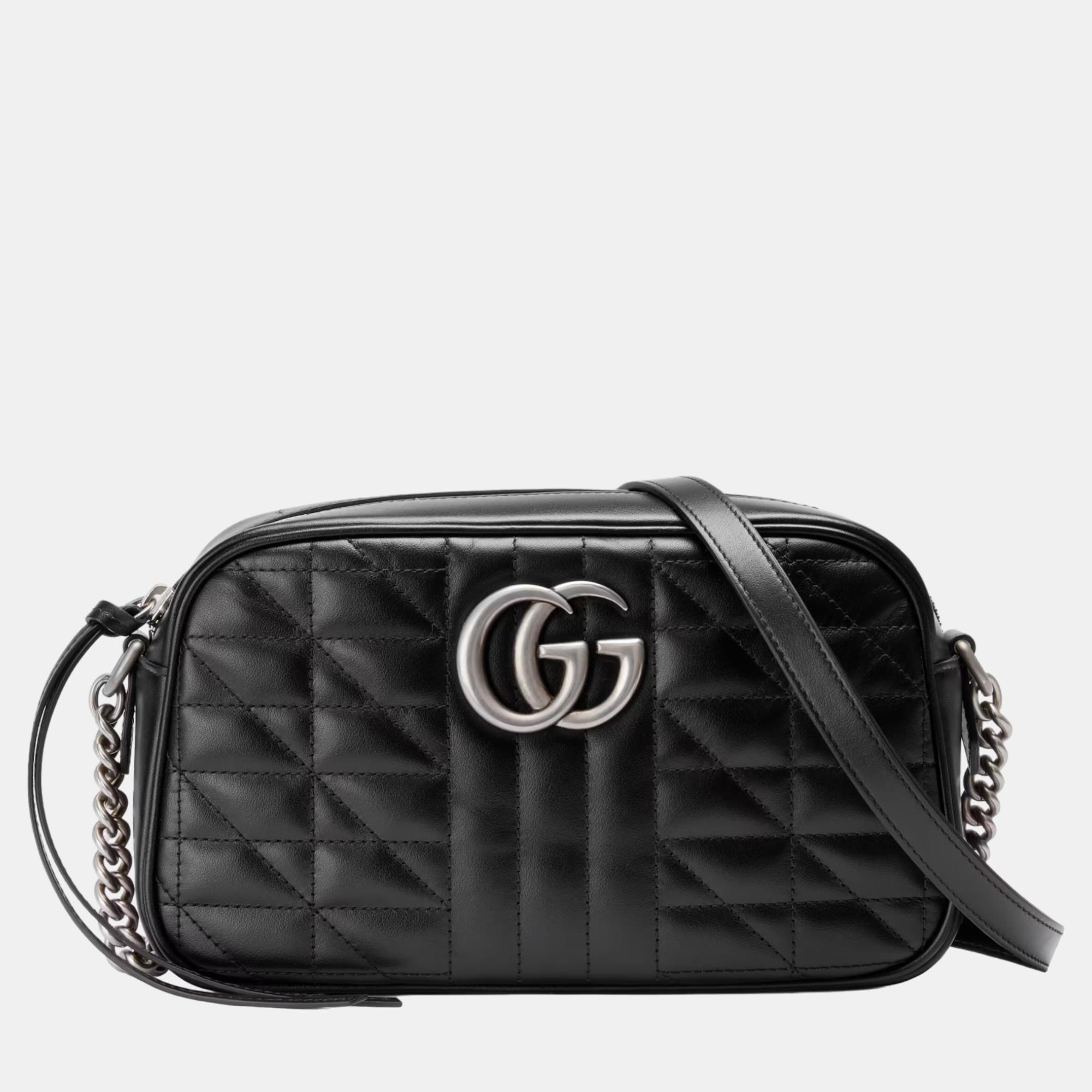 

Gucci GG Marmont Small Quilted Camera Bag Antique silver-toned hardware, Black