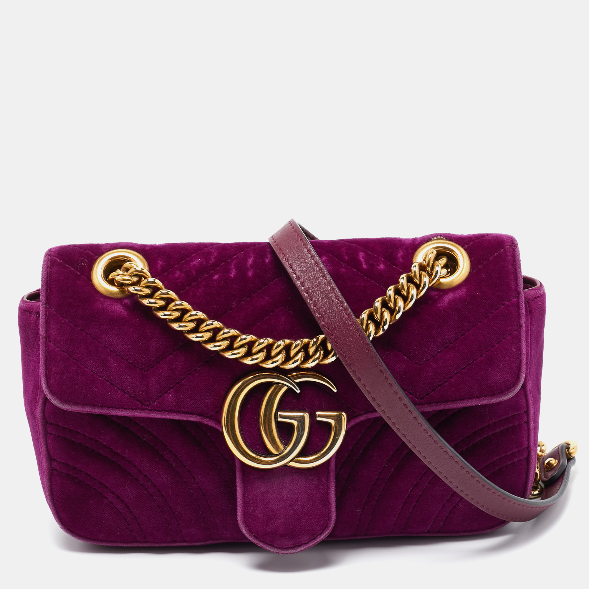 

Gucci Magenta Matelassé Velver Mini GG Marmont Shoulder Bag, Pink