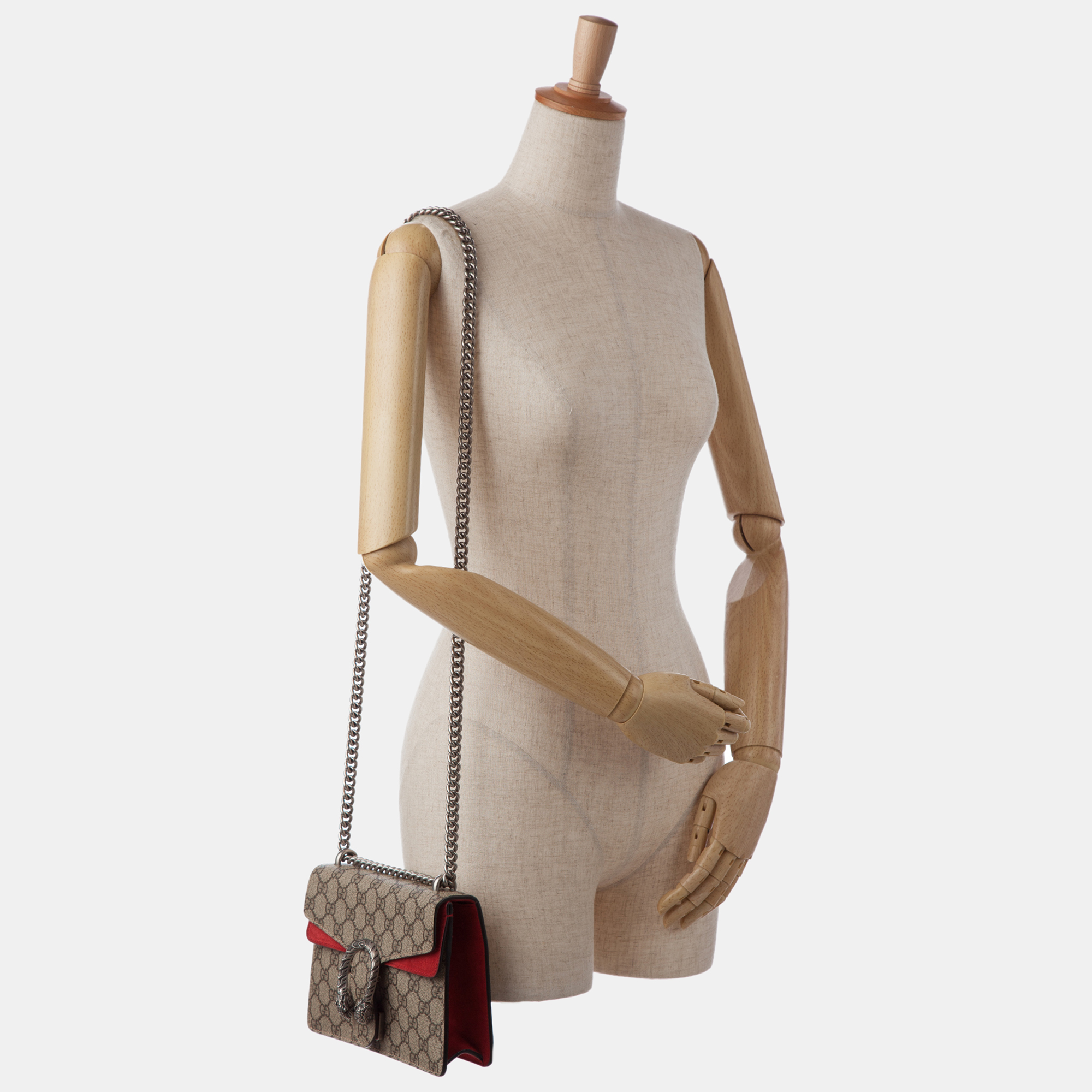 

Gucci Beige Mini GG Supreme Dionysus Crossbody Bag