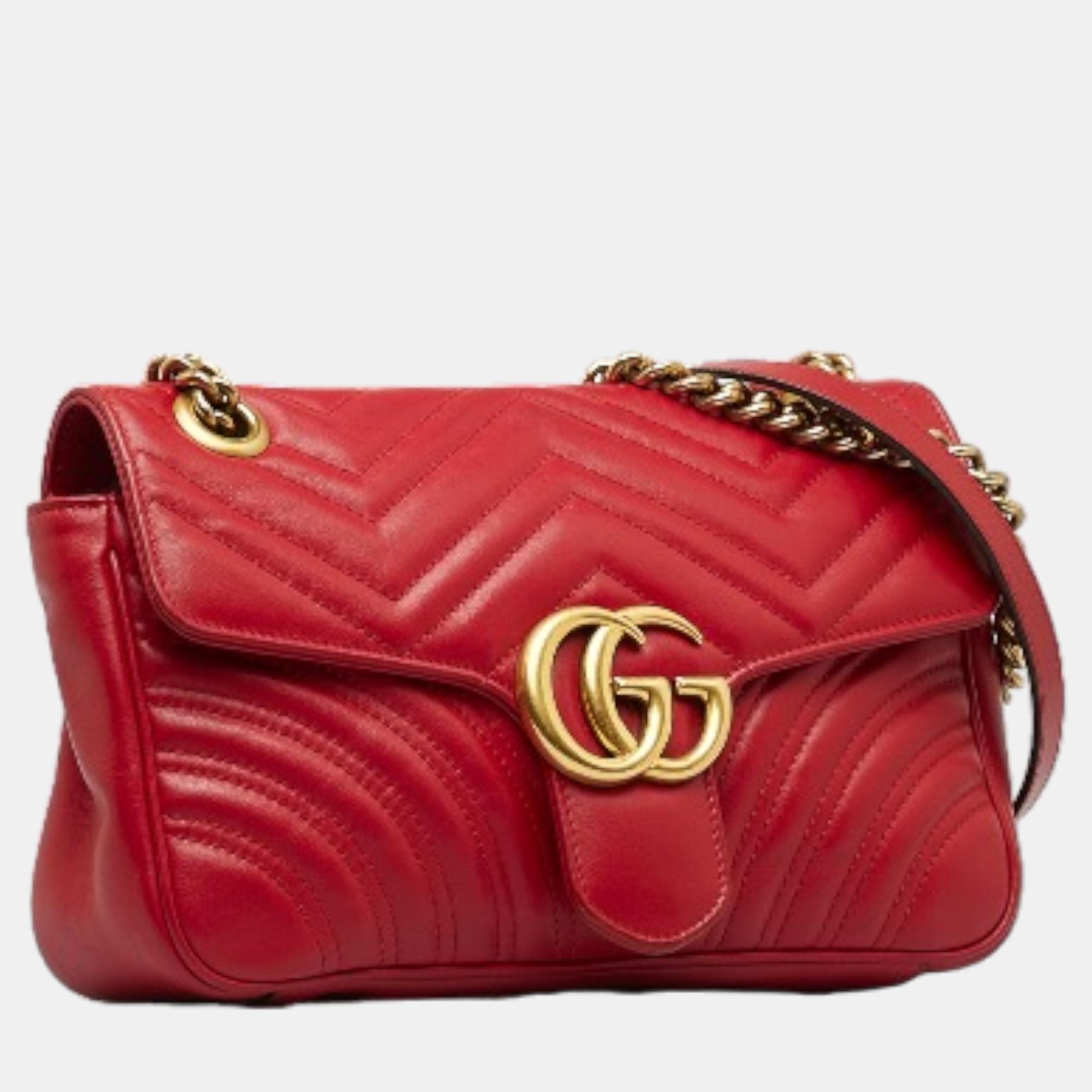 

Gucci Red Leather GG Small Marmont Matelasse Shoulder Bag