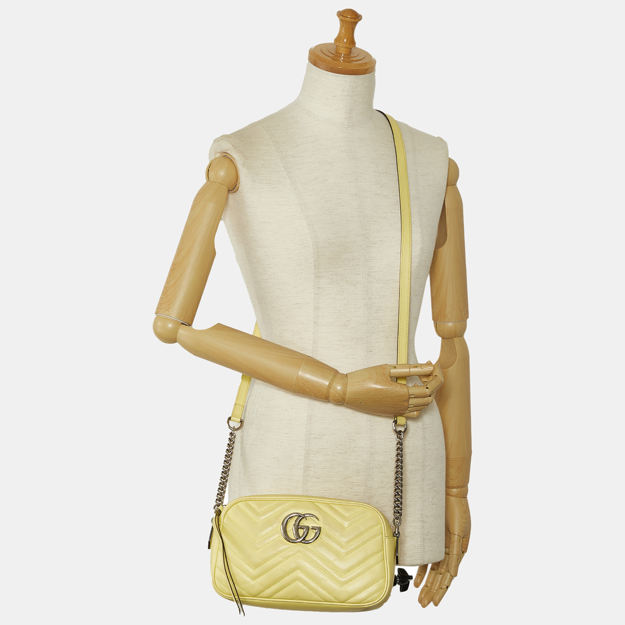 

Gucci Yellow Small GG Marmont Matelasse Crossbody