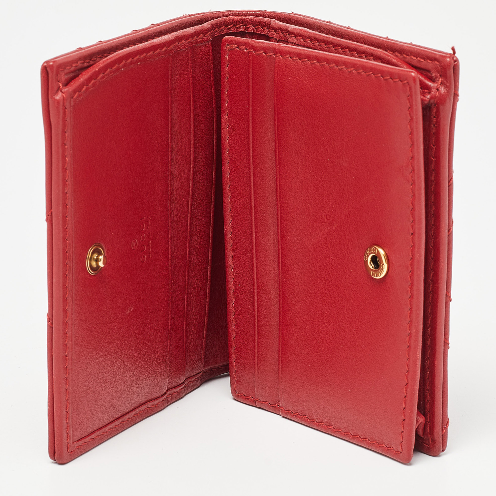 

Gucci Red Matelassé Leather GG Marmont Flap Card Case